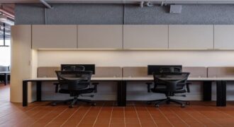 Commercial Office for Sale in Balewadi High Street
