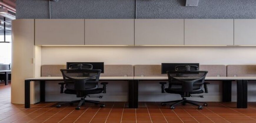 Commercial Office for Sale in Balewadi High Street